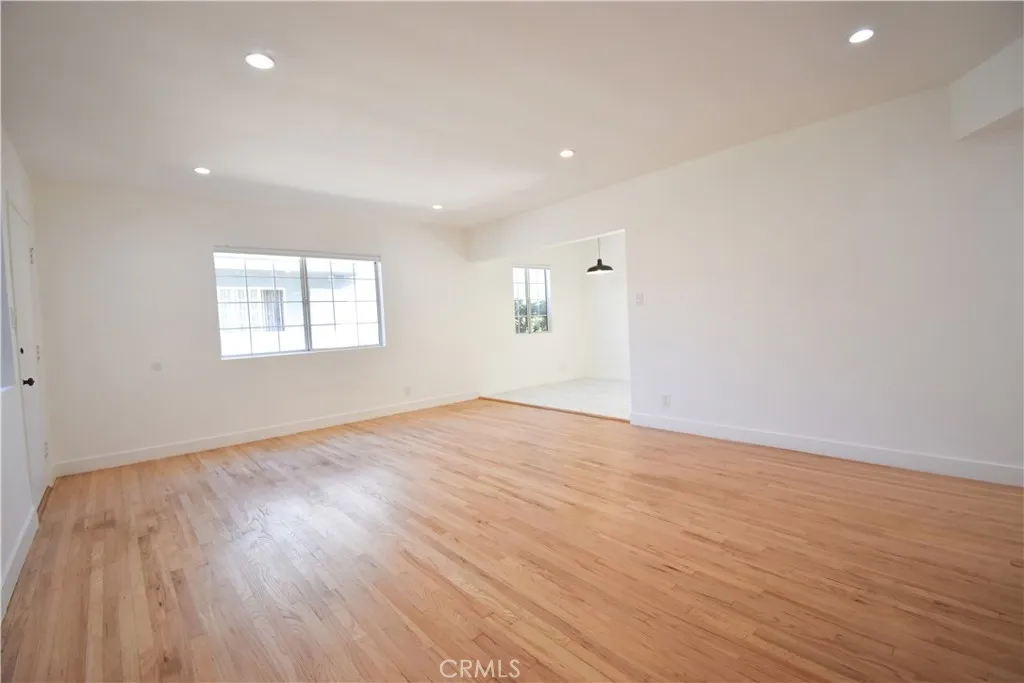 Additional image 8 of 1570 N Verdugo Road Unit B, Glendale, CA 91208
