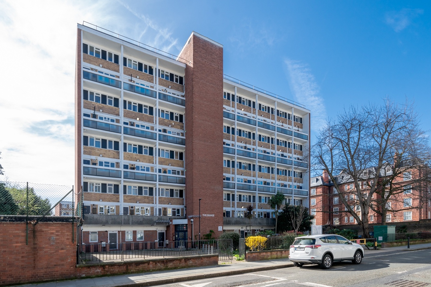 2 Bed Flat, Lisgar Terrace, W14, N1 7GU