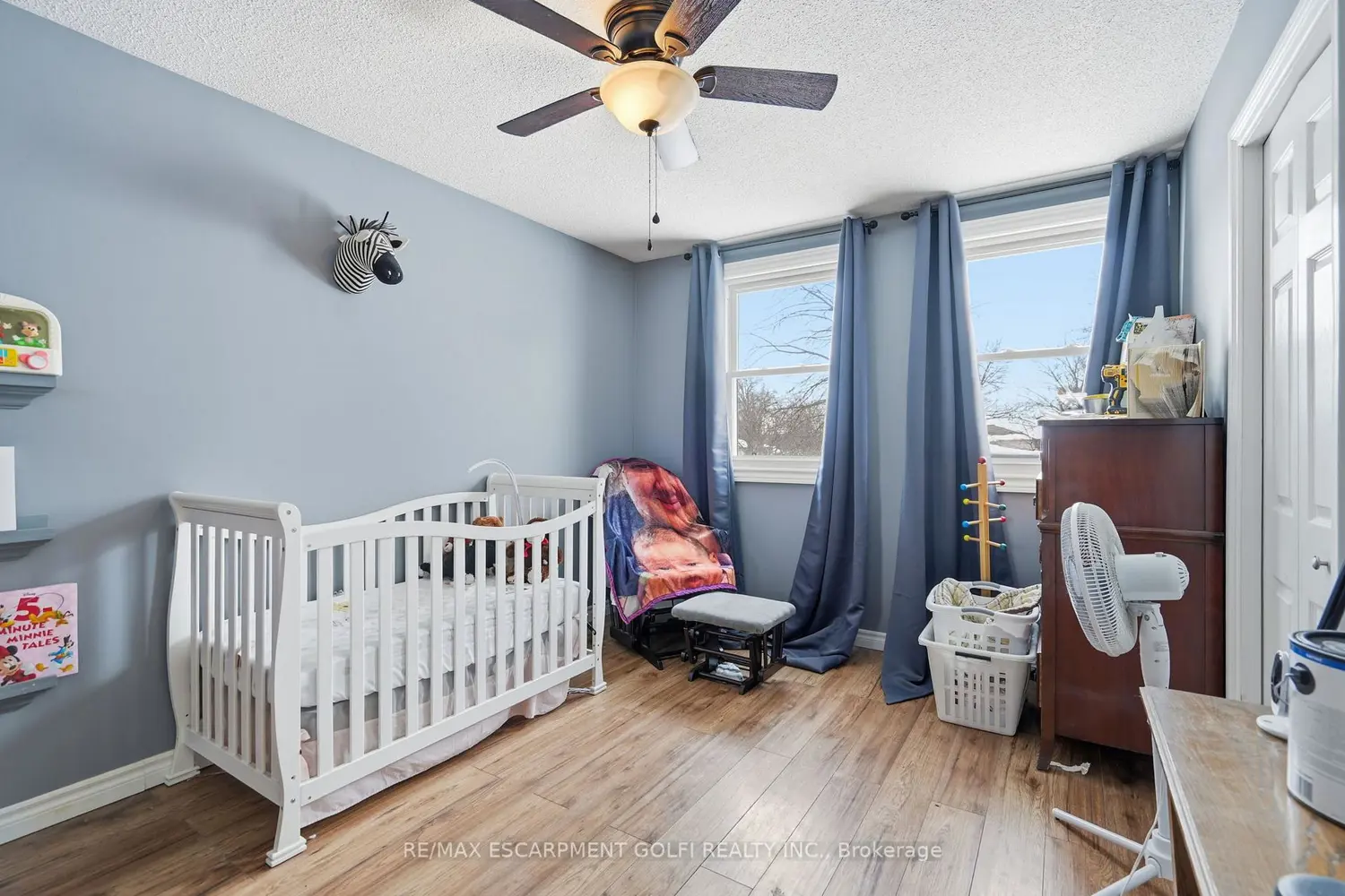 Additional image 13 of 17 Strawberry Lane