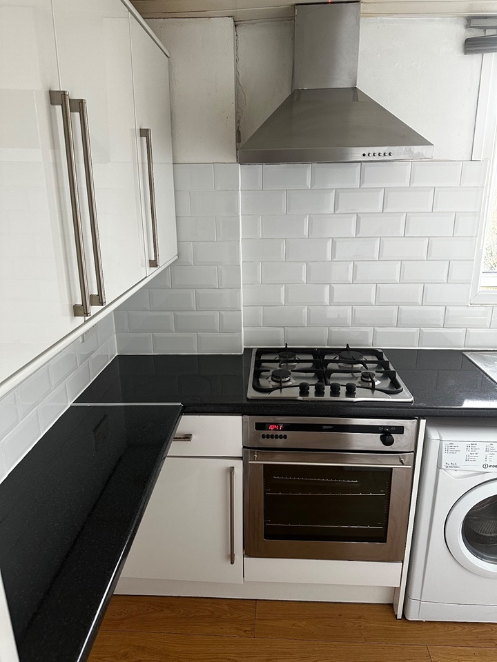 Additional image 10 of 1 Bed Flat, Limberlost Close, B20, N1 7GU