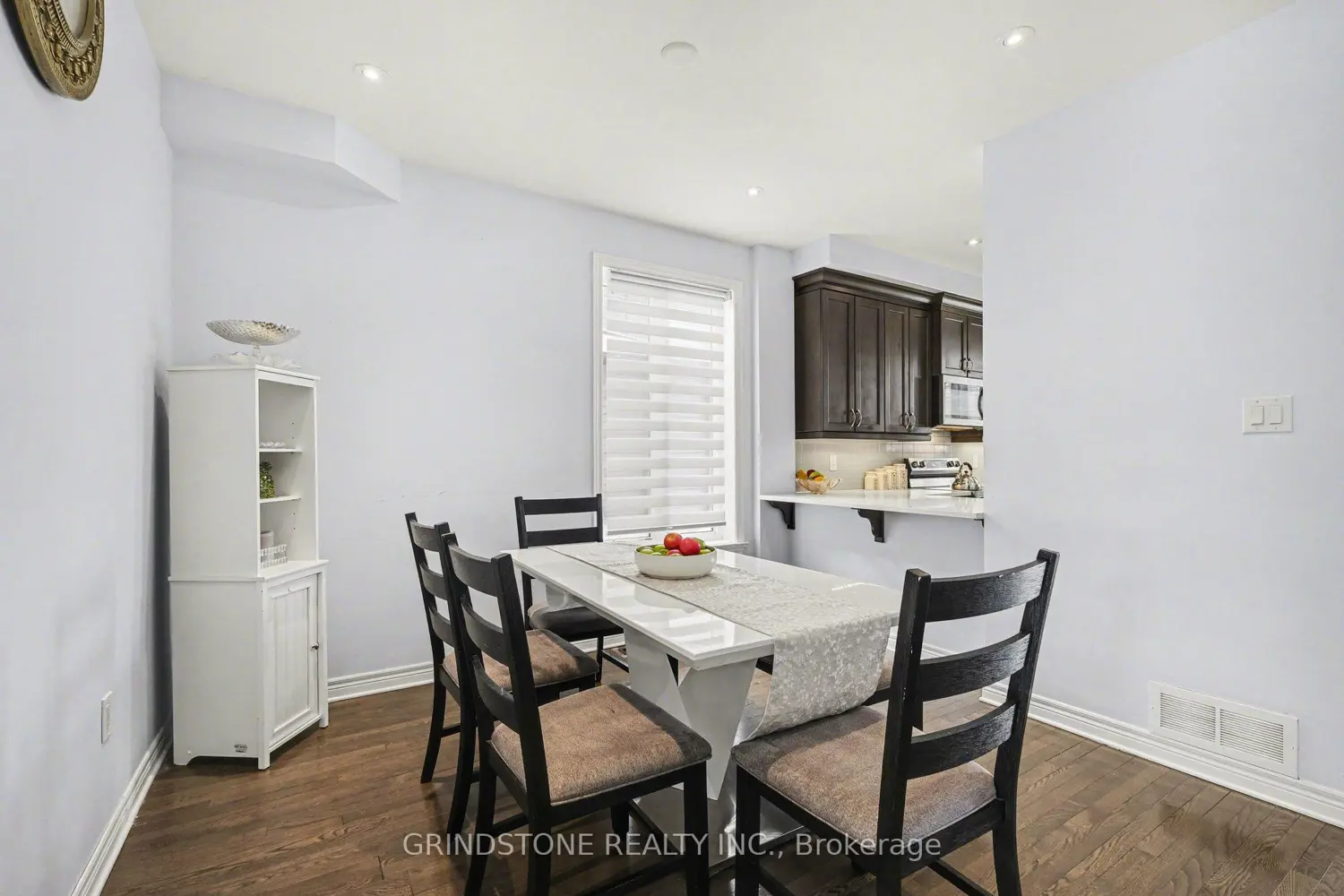 Additional image 8 of 64 Watershield Ridge