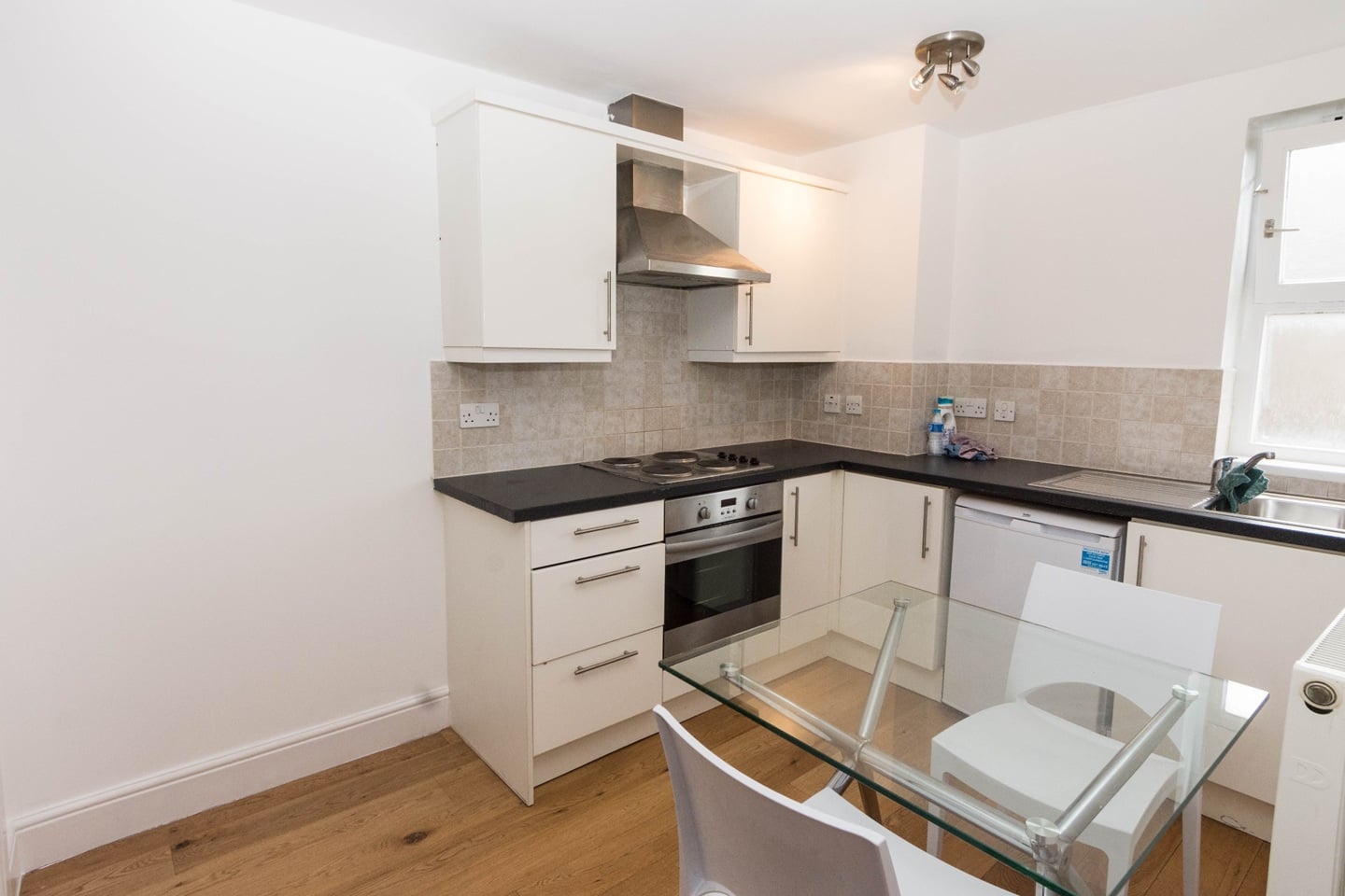 Studio Flat, Bride Street, N7, N1 7GU