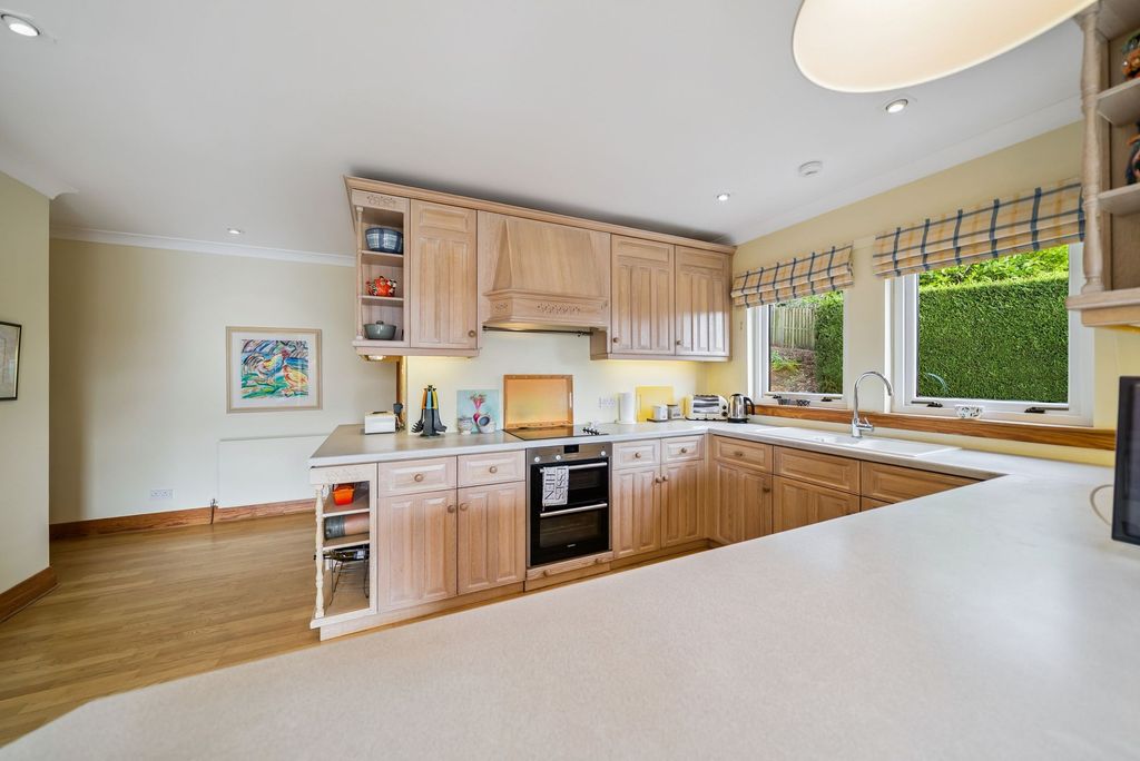 Additional image 12 of 5 bed detached house for saleBrambles, Upper Torwoodhill Road, Rhu G84