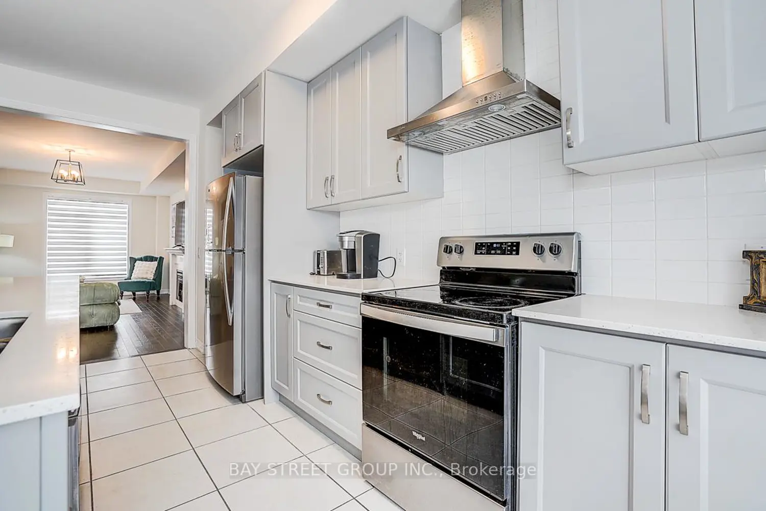 19 Morrison Crescent photo 5