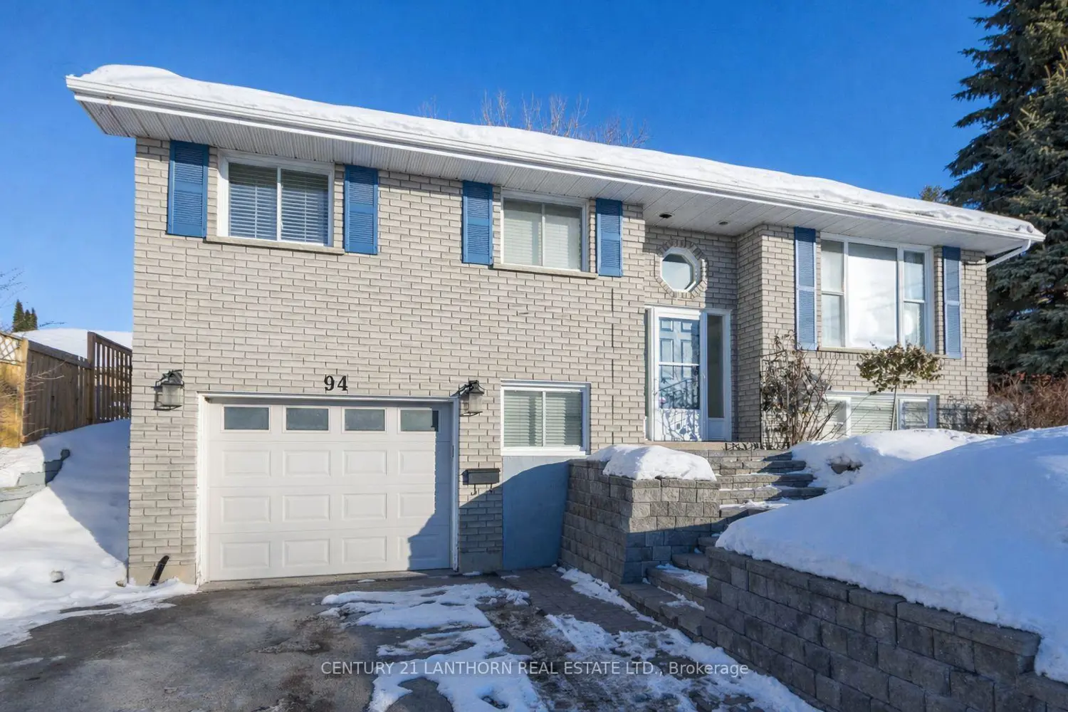 94 North Murray Street