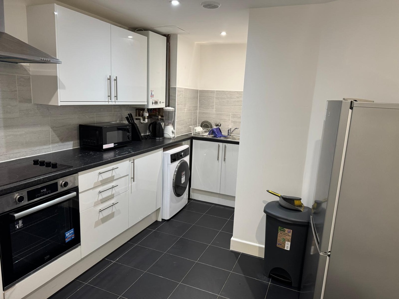 Additional image 3 of Room in a Shared Flat, Old Kent Road, SE15, N1 7GU