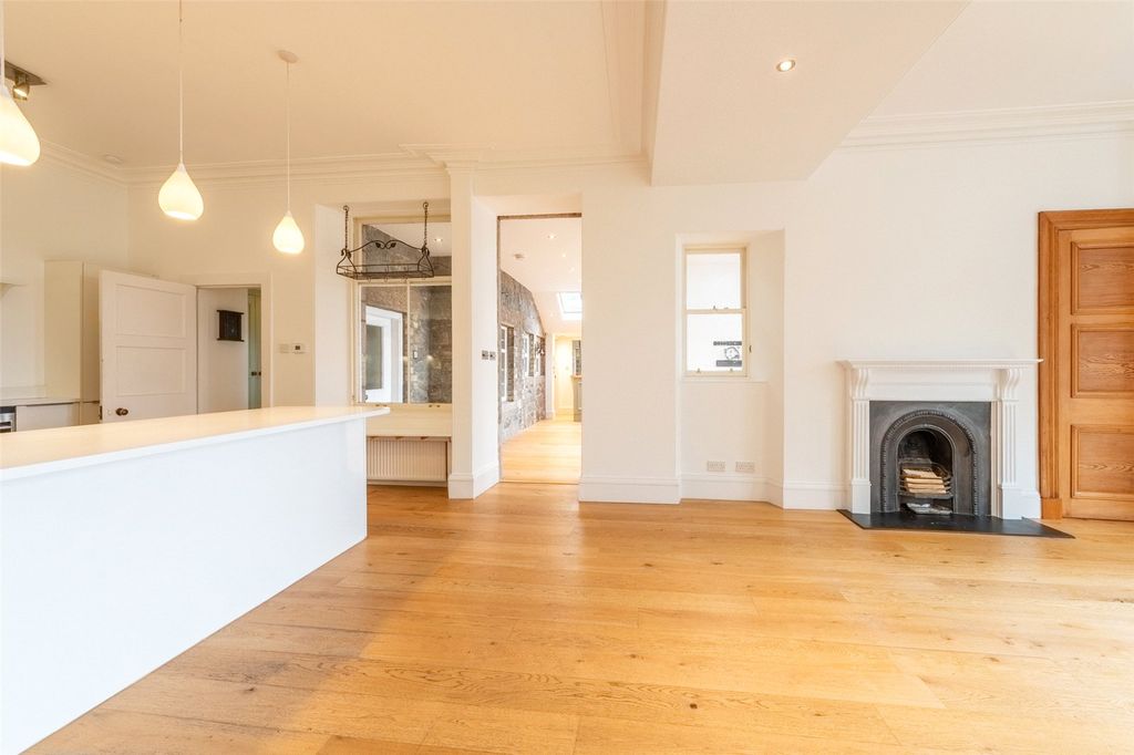 Additional image 11 of 6 bed semi-detached house for sale2 Rubislaw Den North, Aberdeen AB15