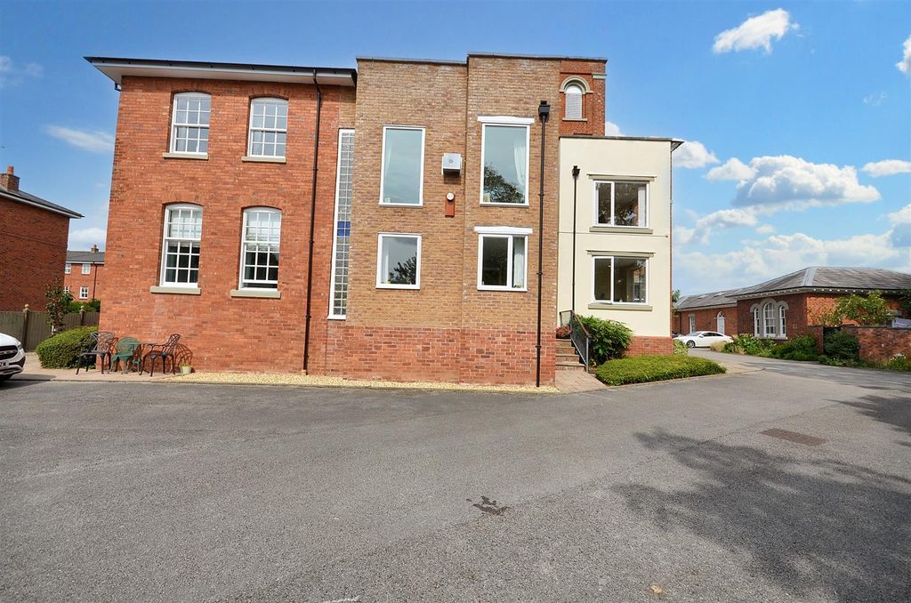 Additional image 13 of 2 bed flat for saleTrent Close, Stone ST15