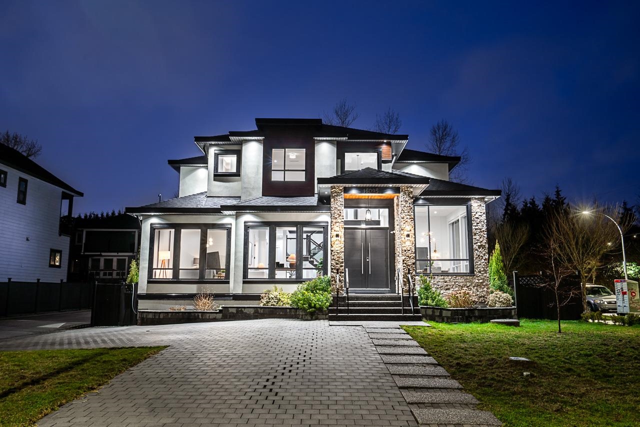 16095 102a Avenue, Surrey, BC, V6P 6G5
