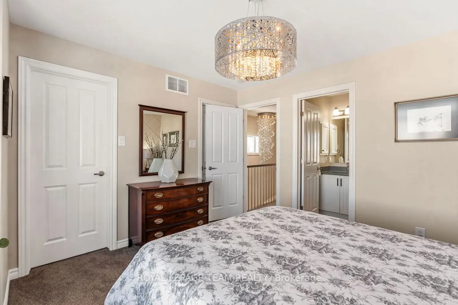 Additional image 14 of 94 Nutting Crescent