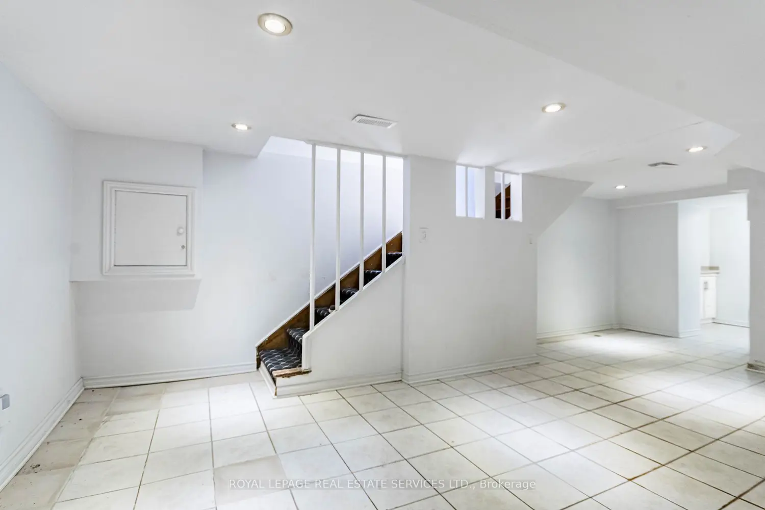 Additional image 12 of 740 Lansdowne Avenue