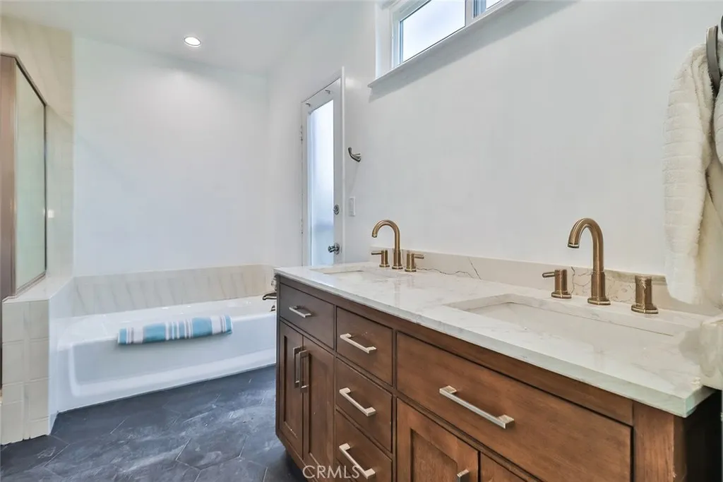 Additional image 31 of 23540 Kivik St, Woodland Hills, CA 91367