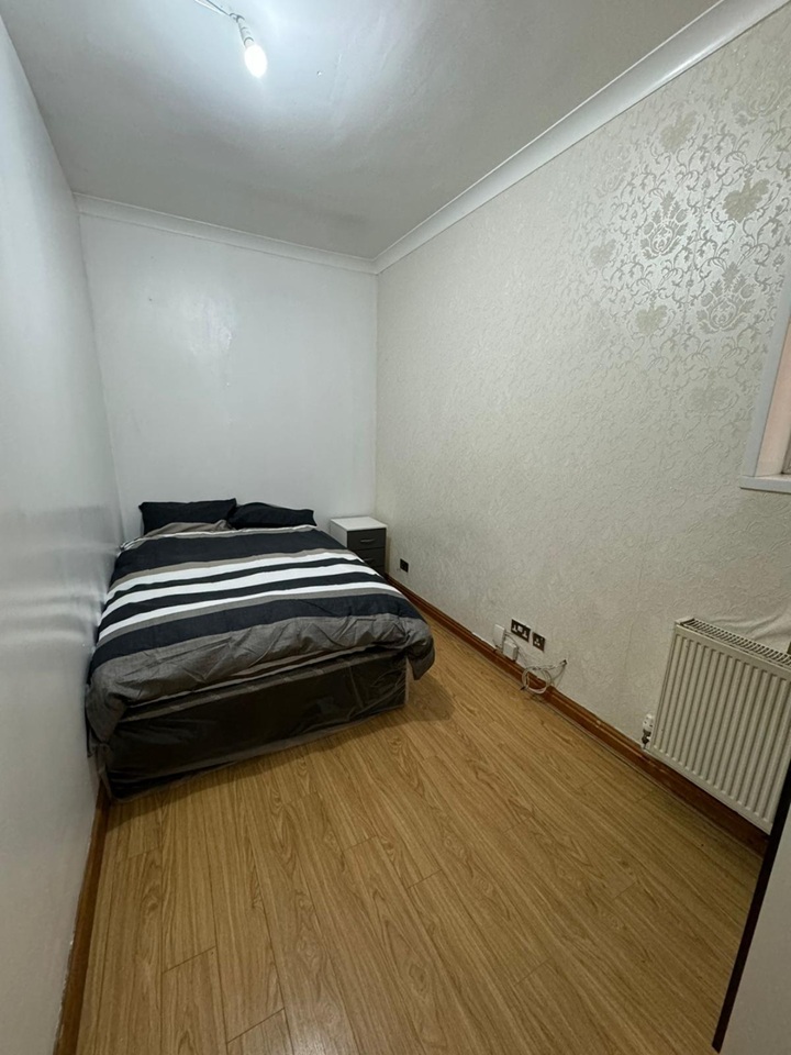 Additional image 14 of Room in a Shared House, Ellesmere Road, B8, N1 7GU