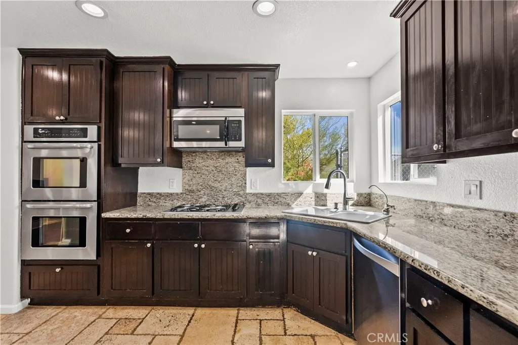 Additional image 29 of 1138 Lakeview Dr, Palmdale, CA 93551