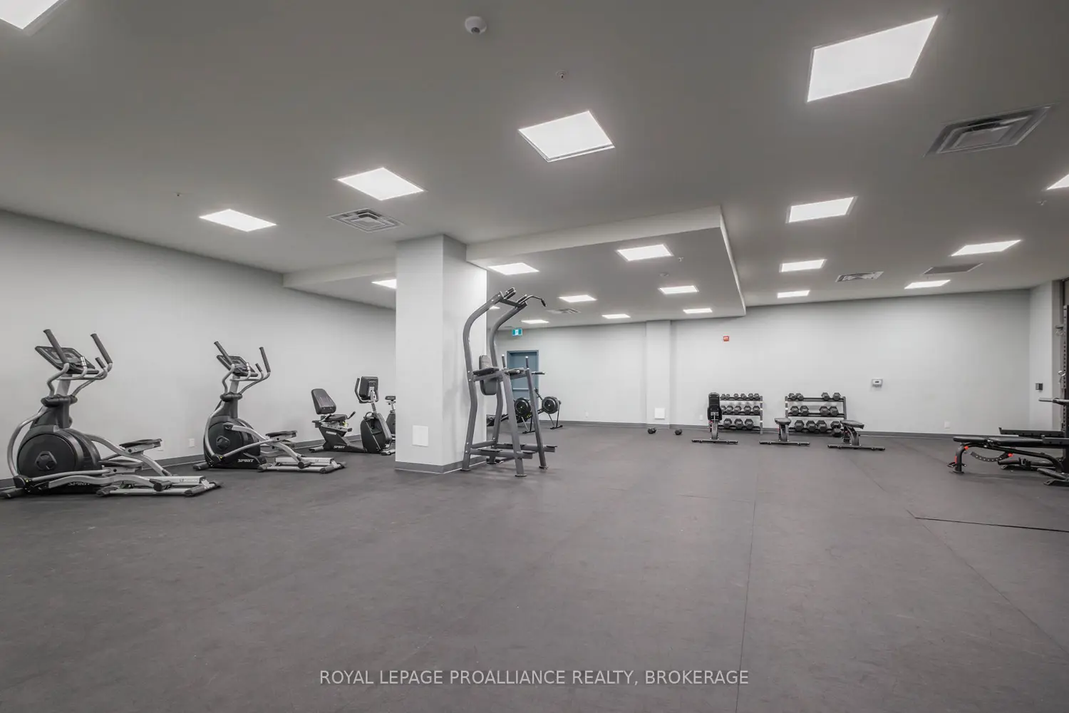 Additional image 18 of 652 Princess Street 415