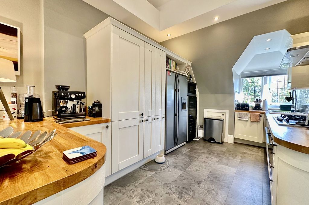 Additional image 3 of 2 bed flat for saleTalbot Avenue, Talbot Woods, Bournemouth BH3