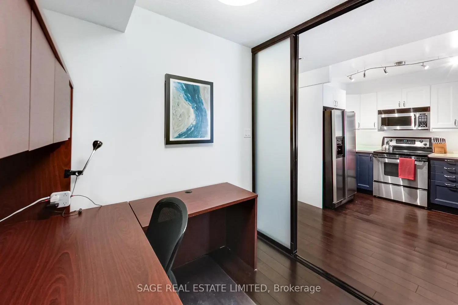 Additional image 9 of 313 Richmond Street 562