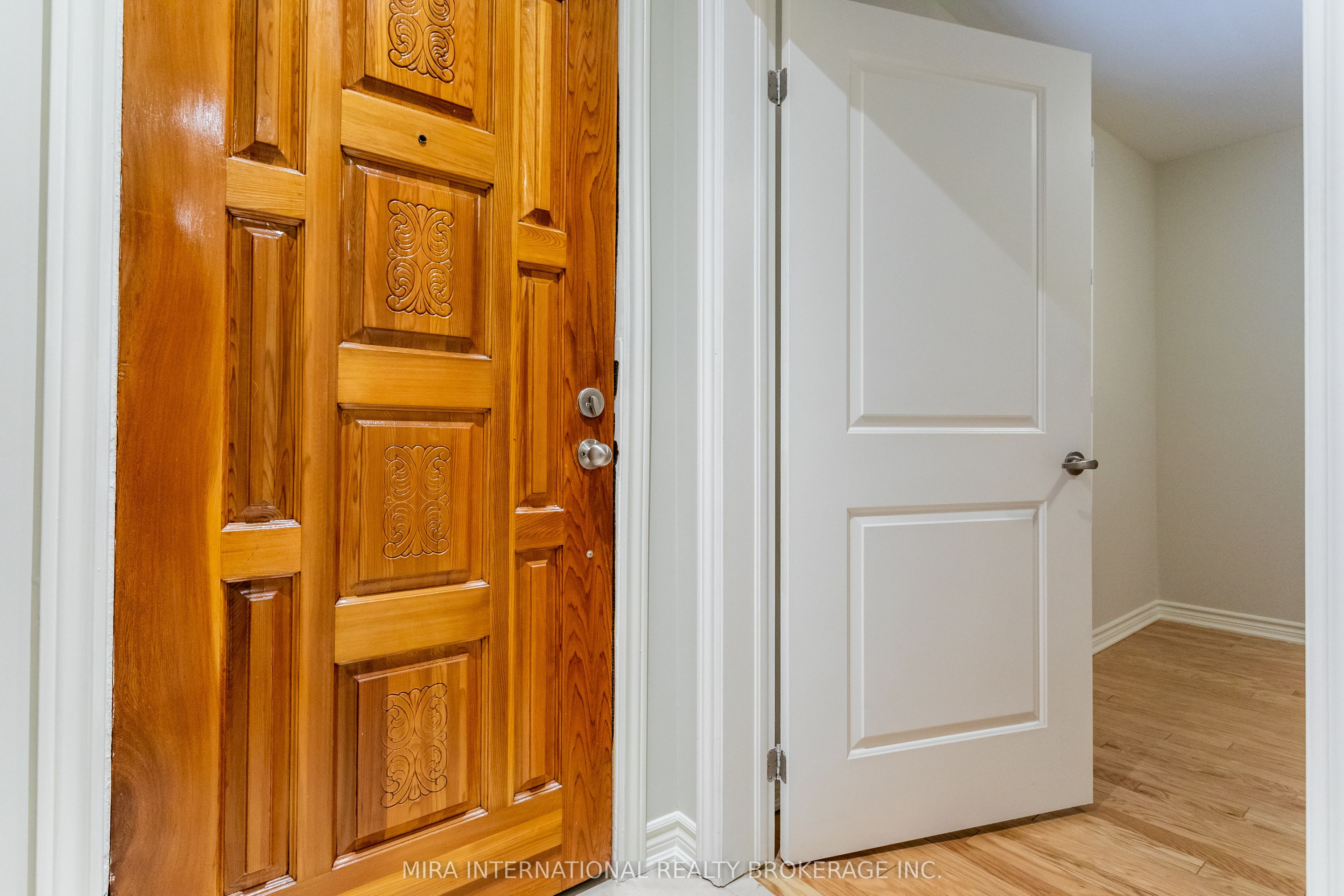Additional image 3 of B-216 Campbell Avenue, Toronto, ON, M6P 3V4
