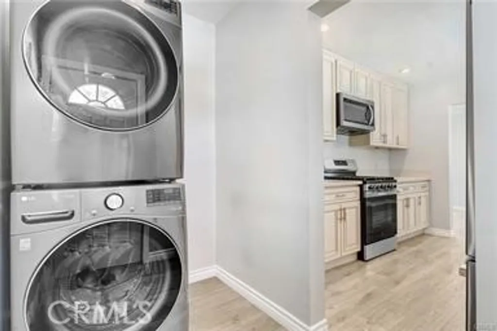 Additional image 12 of 7454 Gaviota, Van Nuys, CA 91406