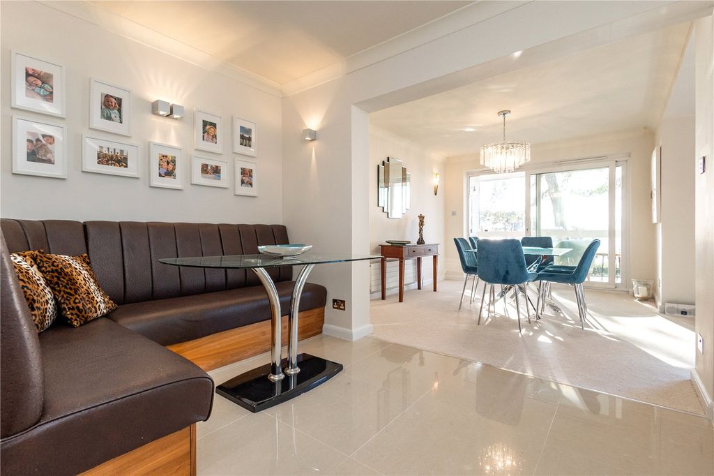 Additional image 6 of 3 bed flat for saleSandbanks Road, Poole, Dorset BH14