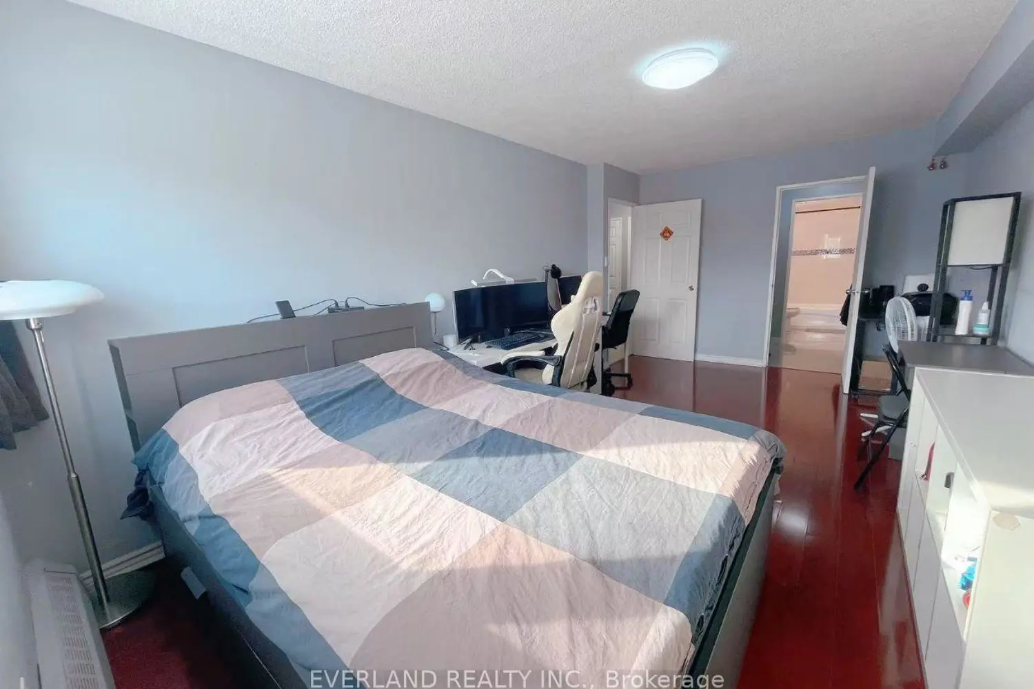 Additional image 8 of 2050 Bridletowne Circle 303