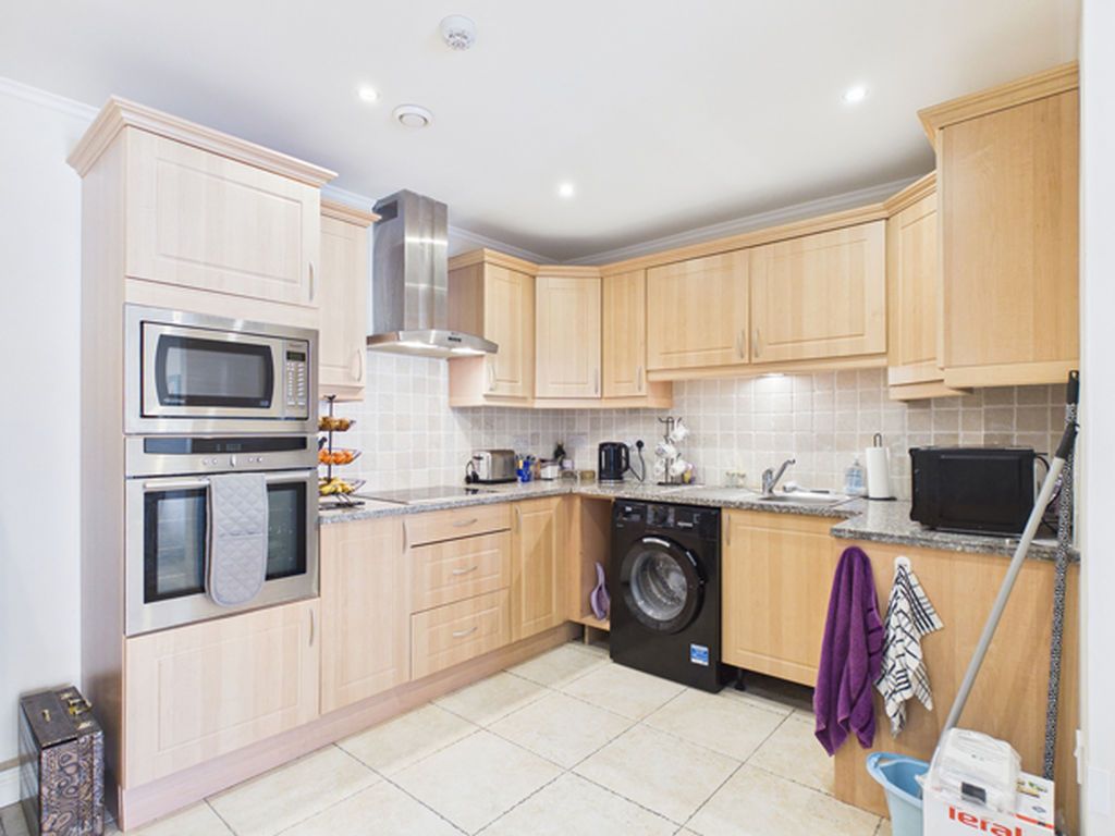 Additional image 10 of 2 bed flat for saleHafan Tywi, The Parade, Carmarthen SA31