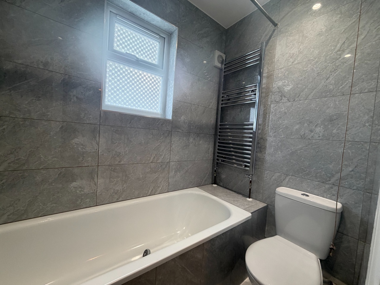 Additional image 6 of 1 Bed Flat, Meeting House Lane, SE15, N1 7GU