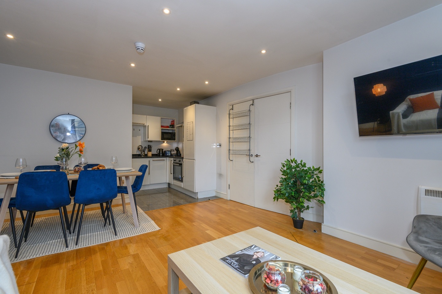 Additional image 17 of 2 Bed Flat, Bedford Chambers, LS1, LS1 5PZ