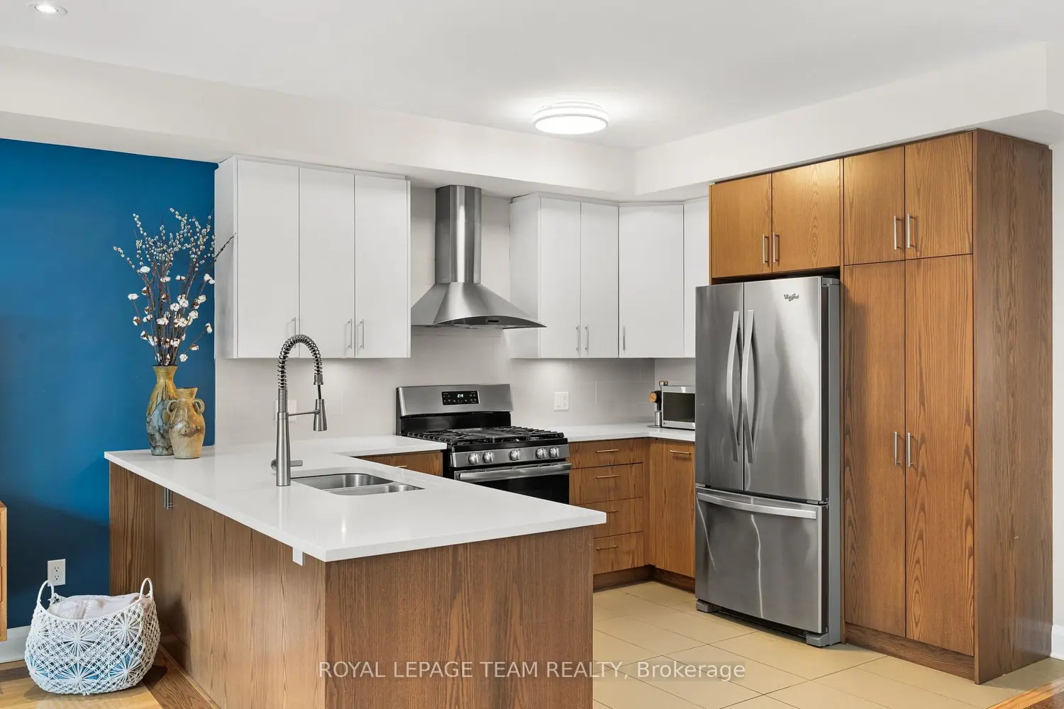 Additional image 6 of 649 Churchill Avenue