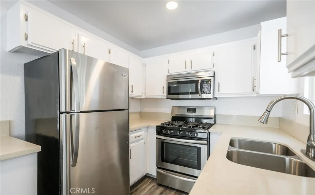 Additional image 14 of 4406 Cahuenga Boulevard Unit 209A, Toluca Lake, CA 91602