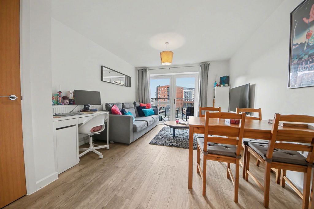 Additional image 4 of 1 bed flat for saleKeel Road, Centenary Quay SO19