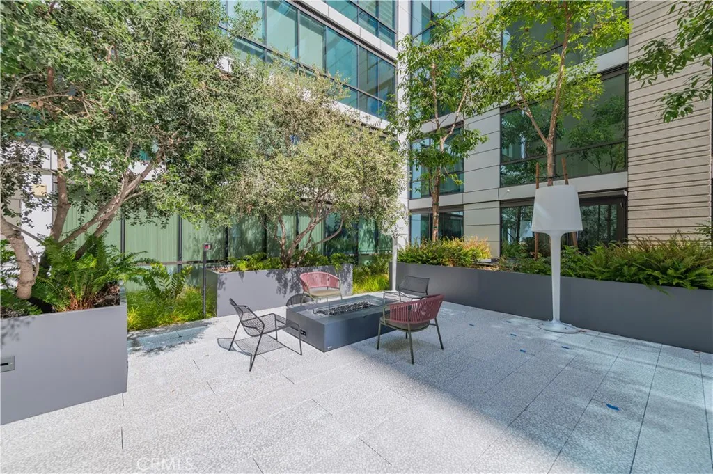 Additional image 94 of 400 S Broadway S Unit 1414, Los Angeles, CA 90013