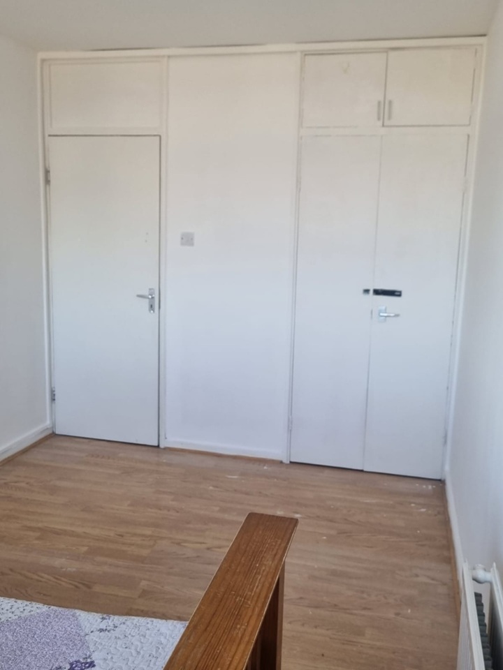 Additional image 3 of Room in a Shared Flat, John Kennedy House, SE16, N1 7GU