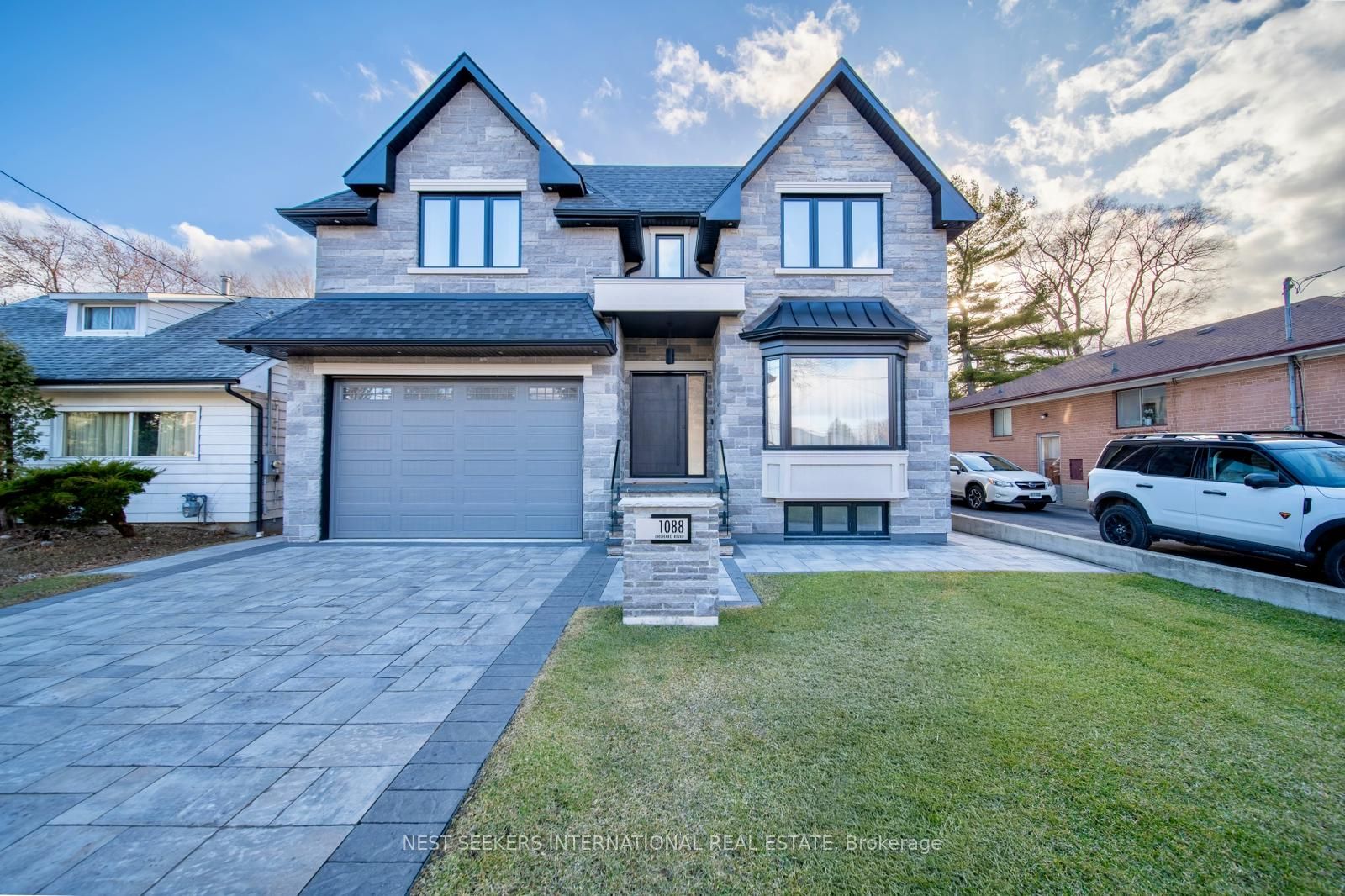 Additional image 2 of 1088 Orchard Road, Mississauga, ON, L5E 2N9