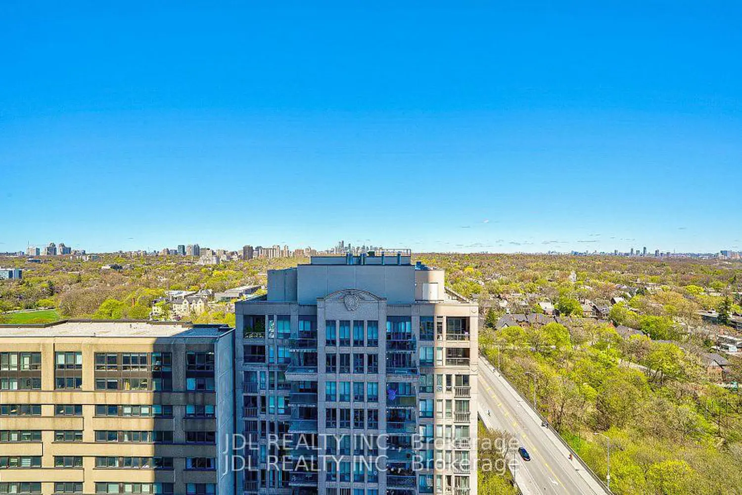 Additional image 10 of 395 Bloor Street 1608