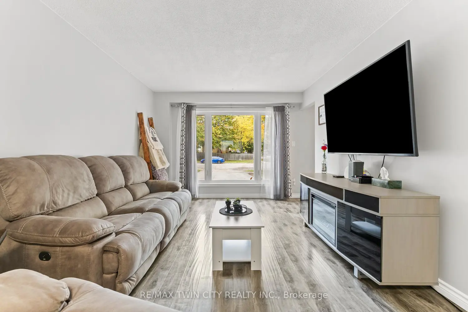 Additional image 12 of 36 Angela Crescent