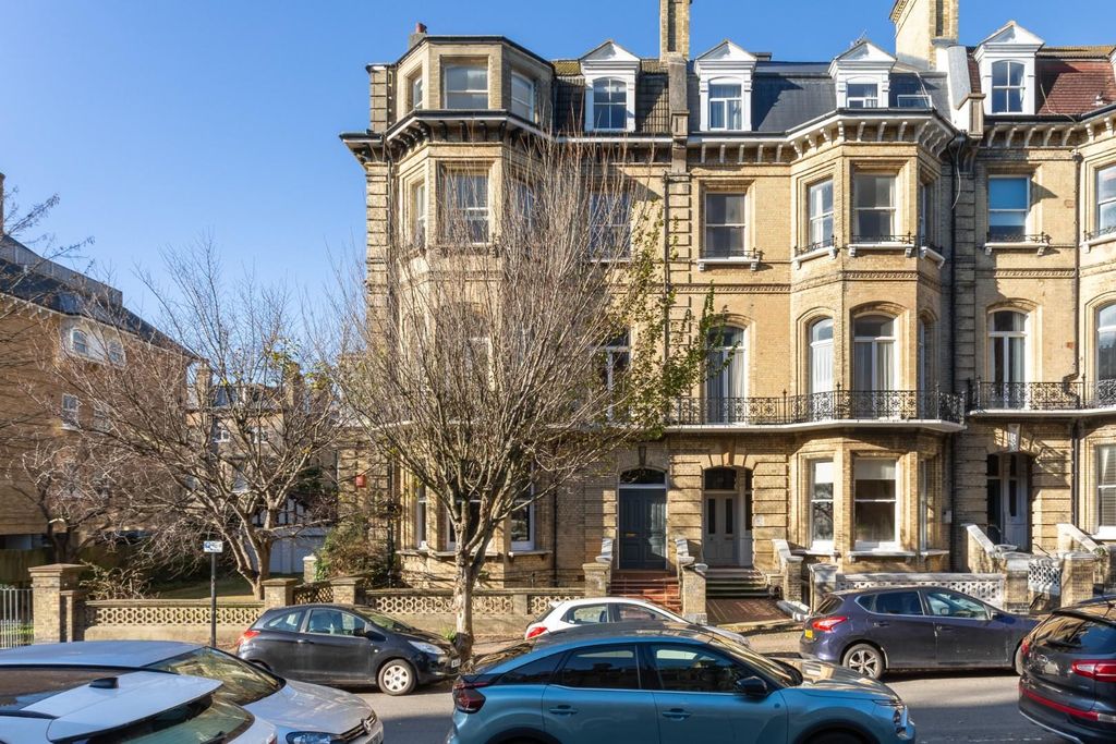 Additional image 17 of 4 bed flat for saleFirst Avenue, Hove BN3