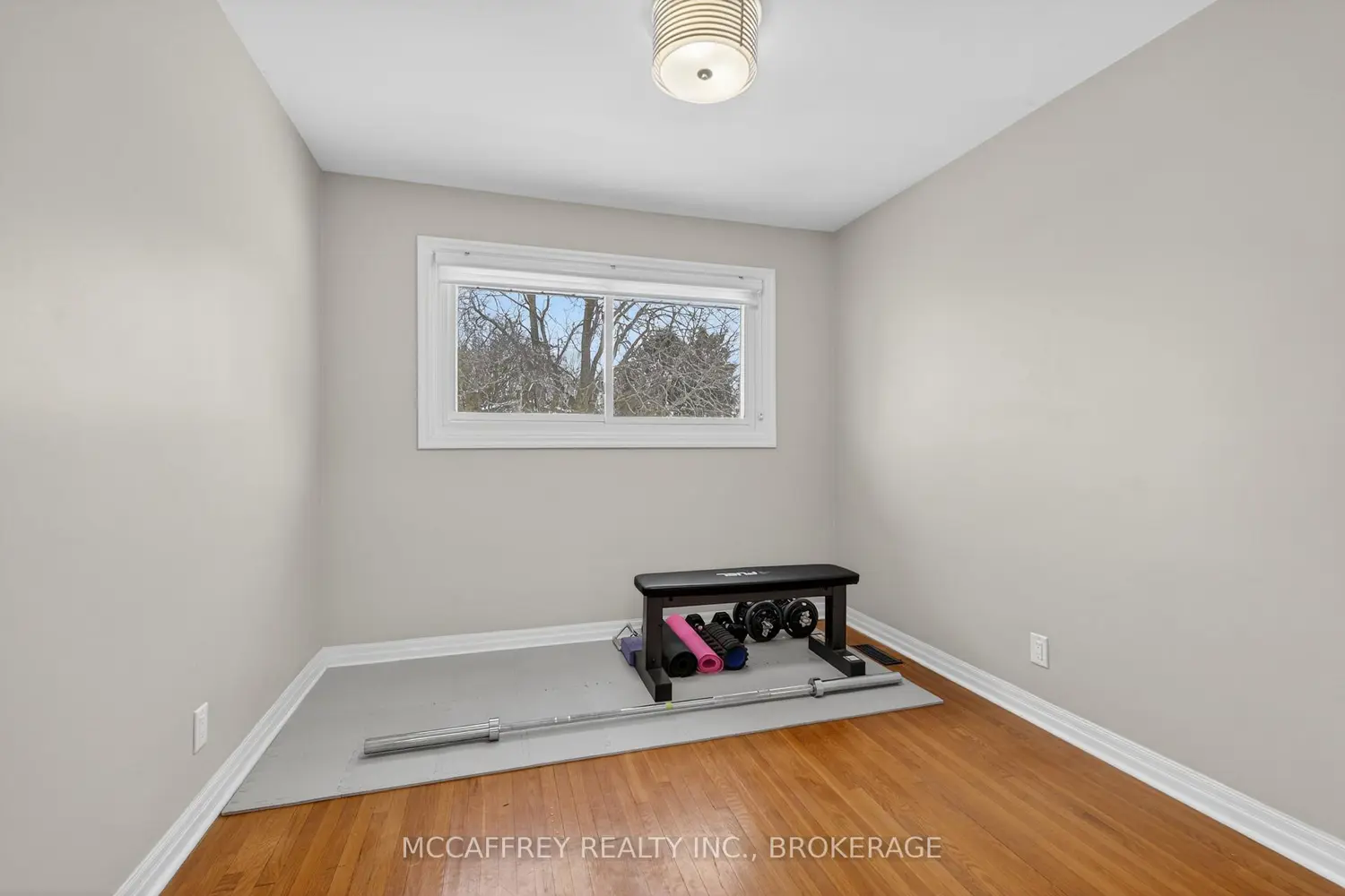 Additional image 13 of 31 Meadowvale Avenue