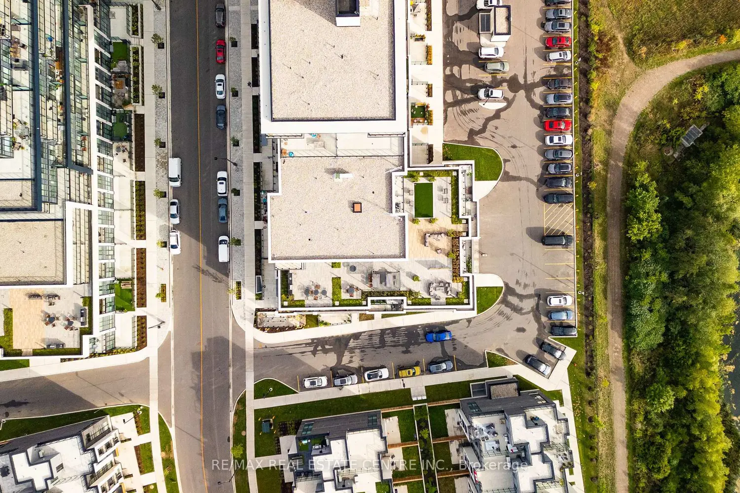 Additional image 16 of 405 Dundas Street 316