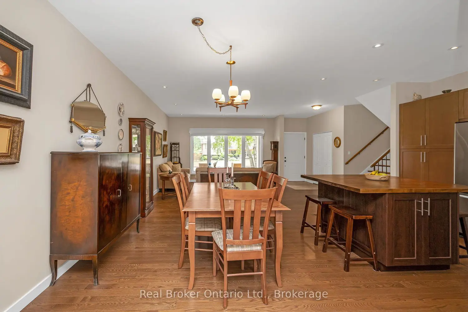 Additional image 9 of 285 Surrey Drive