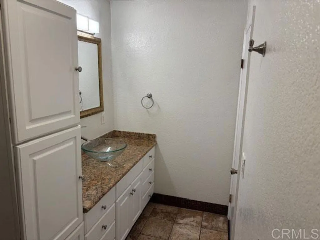 Additional image 4 of 110 N 2nd Ave Unit 1, Chula Vista, CA 91910