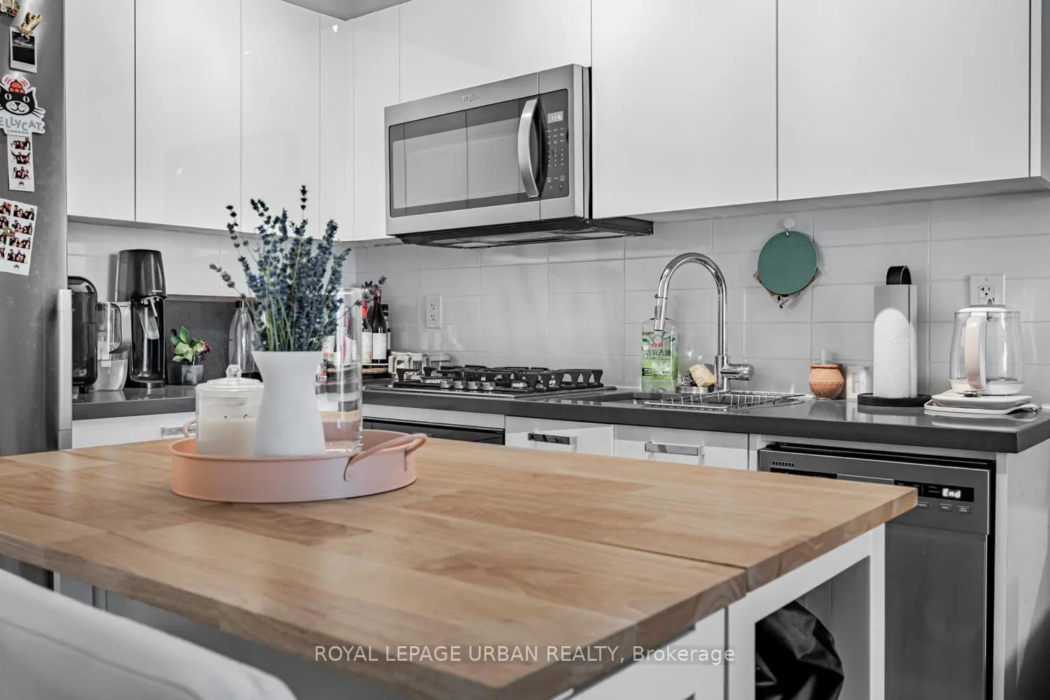 Additional image 5 of 195 Mccaul Street 521