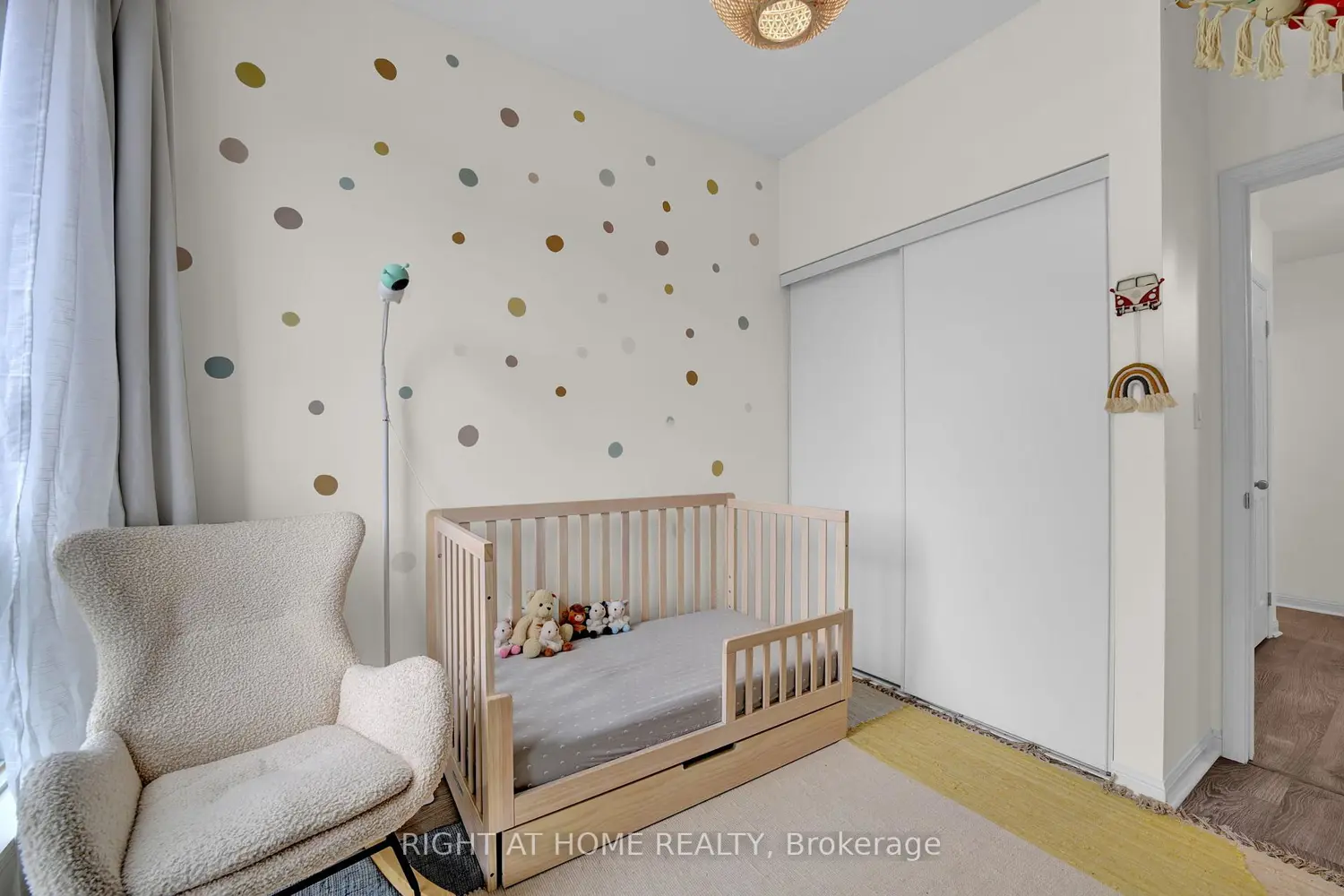 Additional image 16 of 639 Lawrence Avenue 312