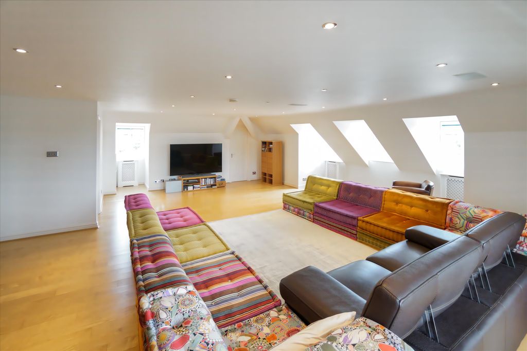 Additional image 25 of 9 bed detached house for saleColwood Lane, Bolney, Haywards Heath, West Sussex RH17