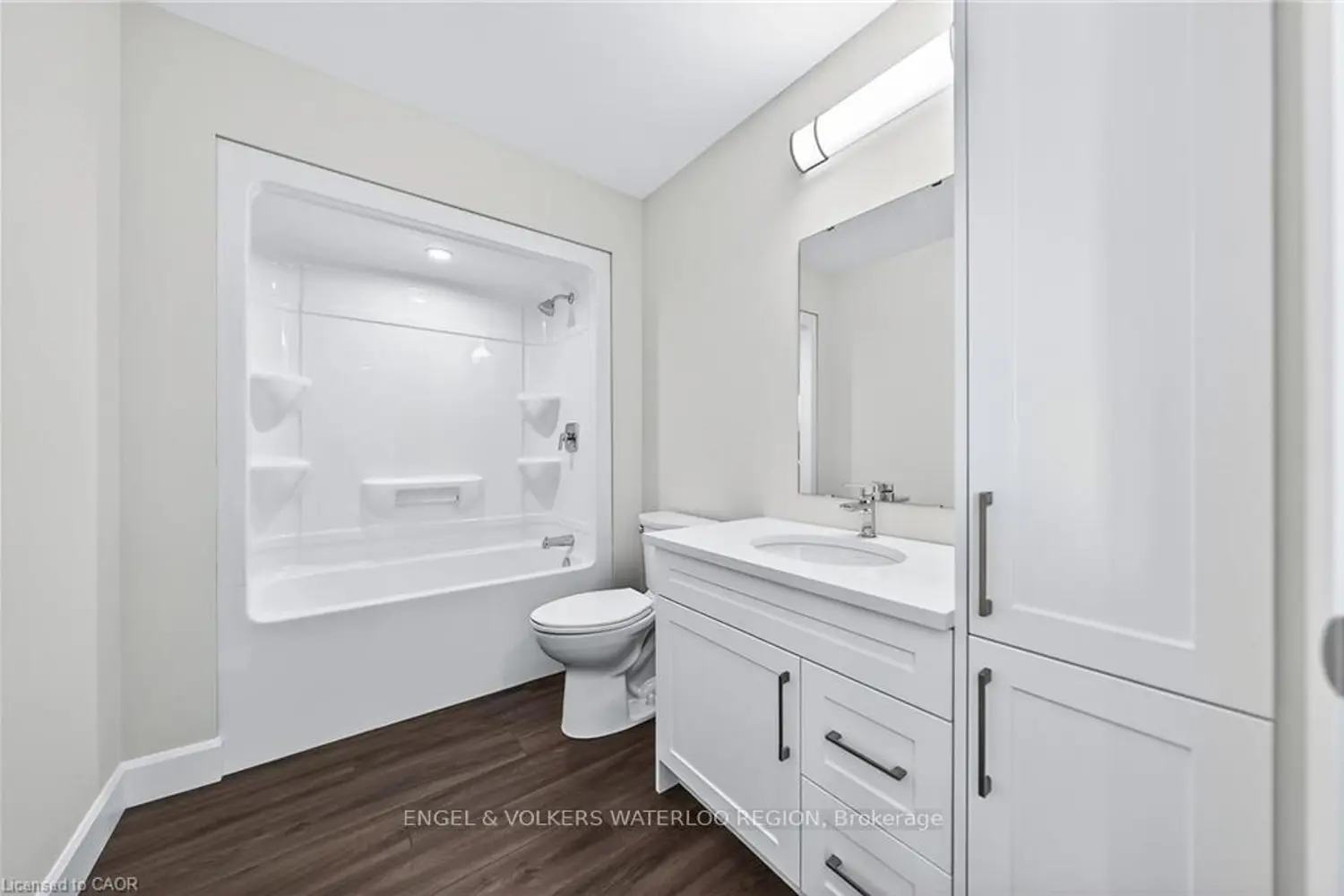 Additional image 18 of 3202 Vivian Line 45