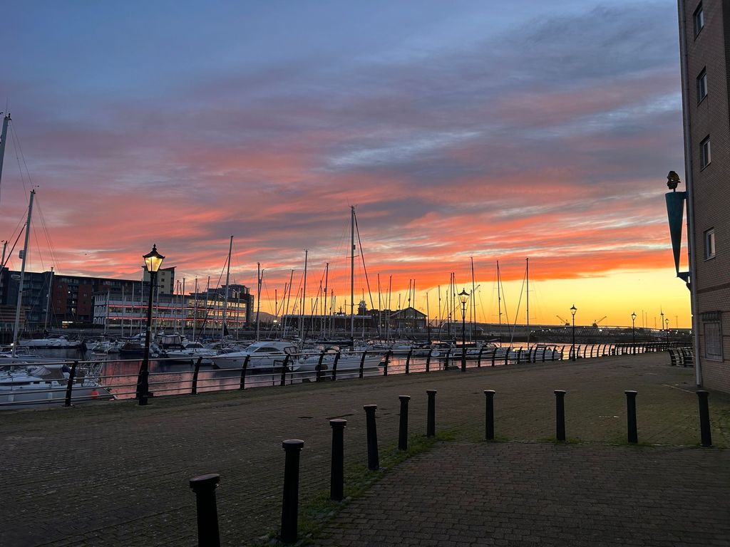 3 bed maisonette for salePocketts Wharf, Maritime Quarter SA1 photo 5