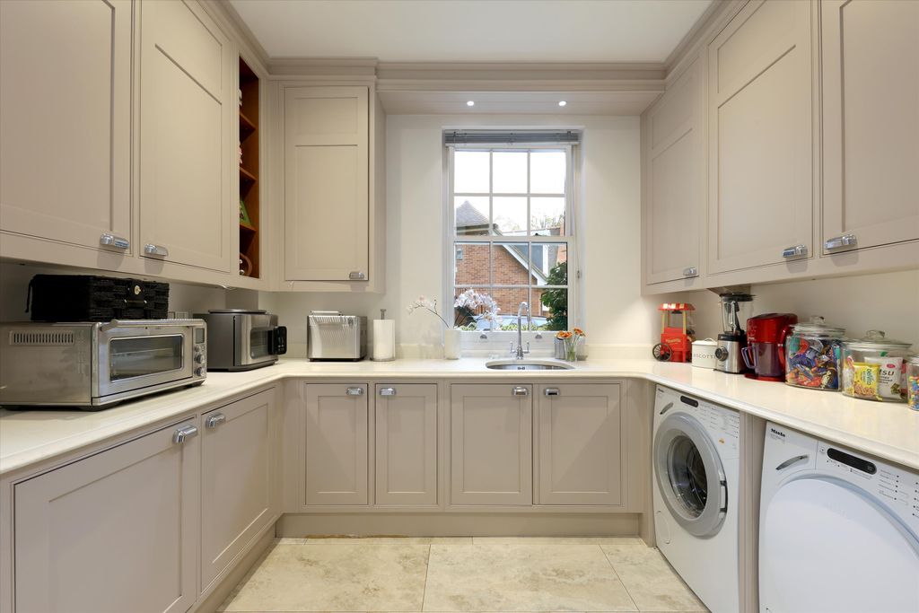 Additional image 13 of 8 bed detached house for saleBagshot Road, Ascot, Berkshire SL5
