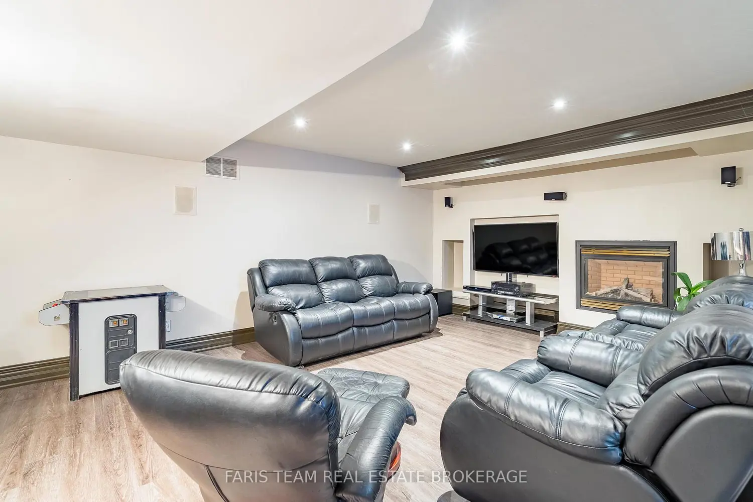 Additional image 14 of 1762 Wilkinson Street