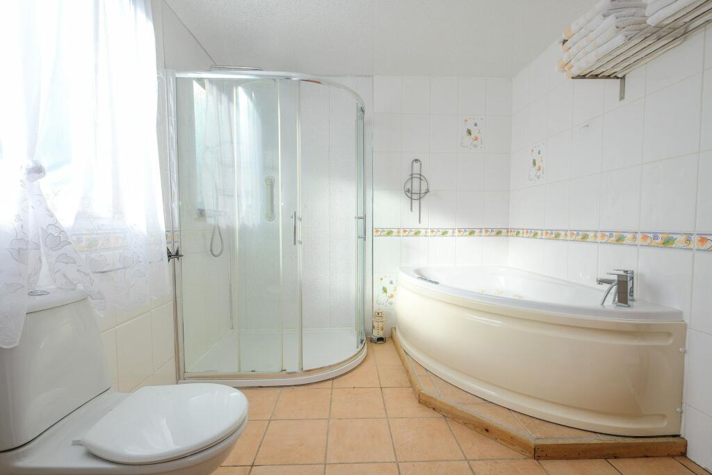 Additional image 16 of An Laroch, Alford