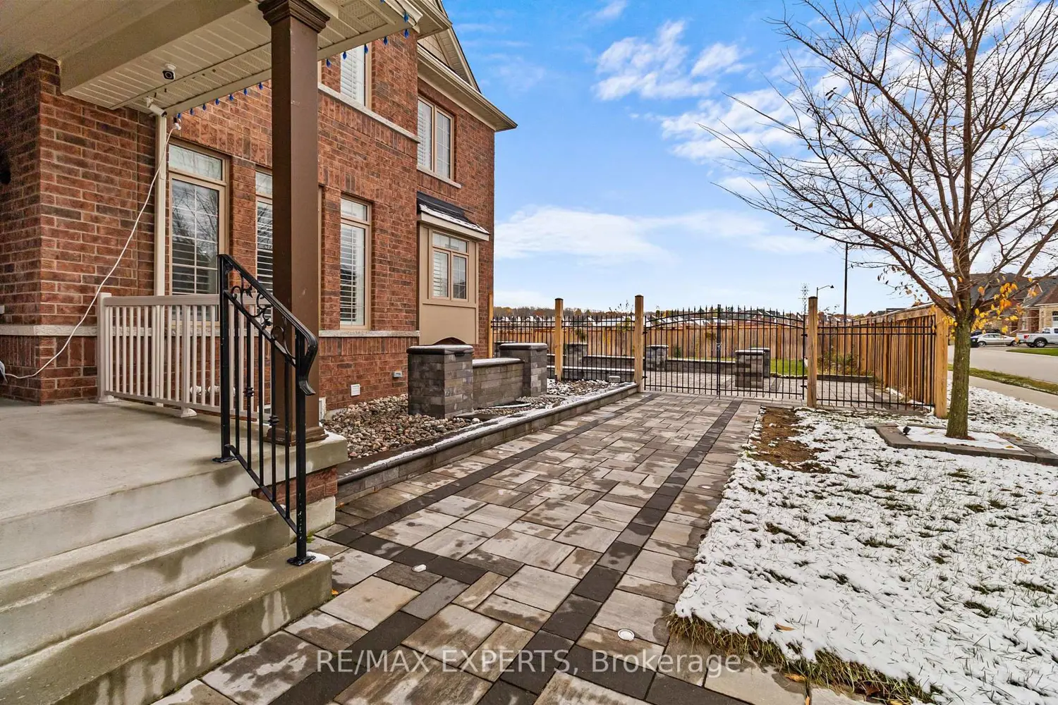 Additional image 2 of 22 Traver Gate